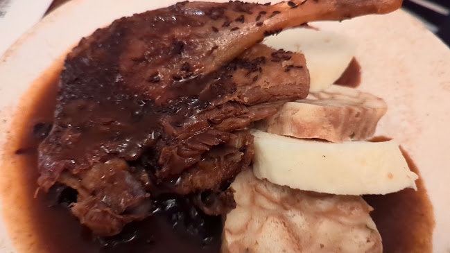 Opinii despre Restaurace Malostranská beseda în Malá Strana - Gastronomie a pohostinství