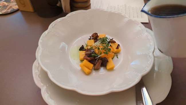 Opinii despre Restaurace Červený Jelen în Nové Město - Gastronomie a pohostinství