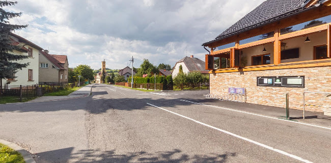 Opinii despre Restaurace a penzion Pod Lípami în Metylovice - Gastronomie a pohostinství