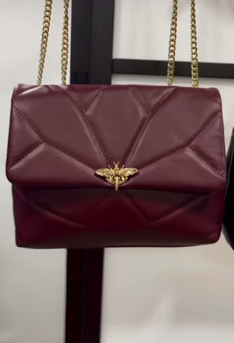 Opinii despre PICCADILLY STORE & CAFFE în Brno - Gastronomie a pohostinství