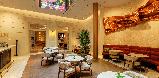 Comentarii opinii despre MEZ BAR