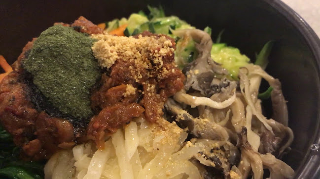 Opinii despre bonjuk and dosirak cafe în Praha - Gastronomie a pohostinství