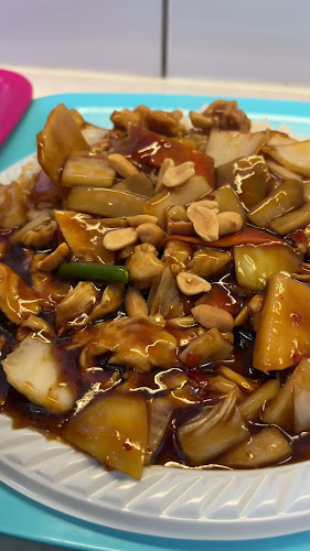 Opinii despre Chinese Bufet S'chuan în Malá Strana - Gastronomie a pohostinství