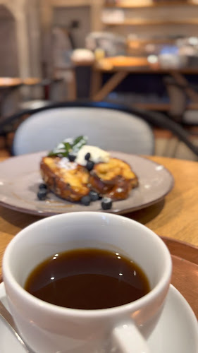 Opinii despre MONDIEU în Malá Strana - Gastronomie a pohostinství