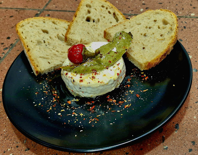 Comentarii opinii despre Pivnice Máj