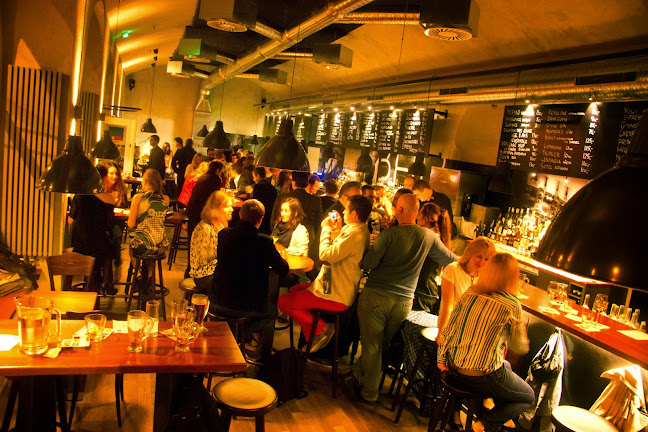 Comentarii opinii despre Hoffa bar