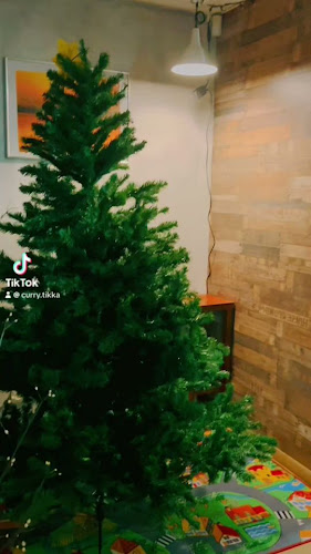 Curry & Tikka Lužiny - Gastronomie a pohostinství