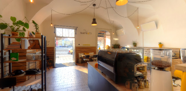 Comentarii opinii despre KAFE NAPROTI