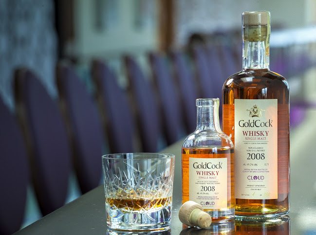 Opinii despre Cloud 9 Sky Bar & Lounge în Karlín - Gastronomie a pohostinství