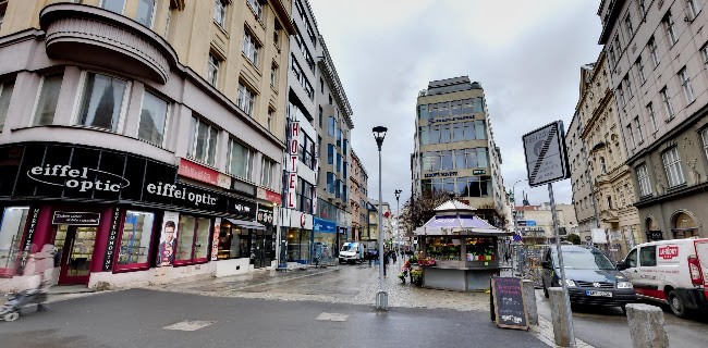 Opinii despre Lahůdky Brno în Brno - Gastronomie a pohostinství