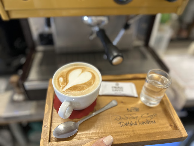 Opinii despre RoSSa Cafe în Brno - Gastronomie a pohostinství