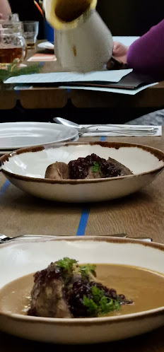 Comentarii opinii despre Vinohradský Parlament