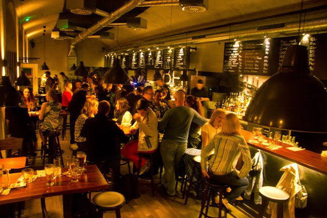 Hoffa bar - Gastronomie a pohostinství