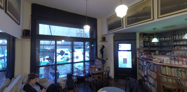 Opinii despre Kavárna Alibi în Praha 6 - Gastronomie a pohostinství