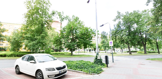 Hlavní tř. 840, 708 00 Ostrava 8