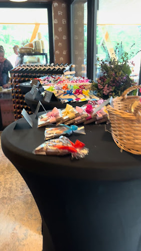 Velkolosinské pralinky - Gastronomie a pohostinství