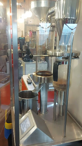 Opinii despre Hippo Café - Pražírna kávy în Praha - Gastronomie a pohostinství