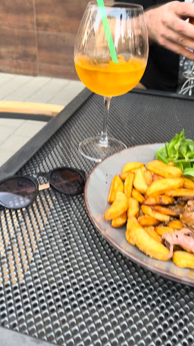 Opinii despre Bažantovna Suzie's | grill - pizza & pasta în Brno - Gastronomie a pohostinství