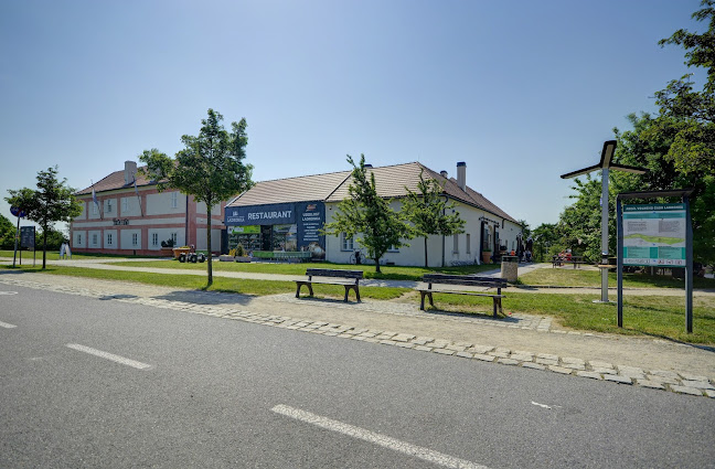 Restaurace a Bowling Usedlost Ladronka - Praha 6