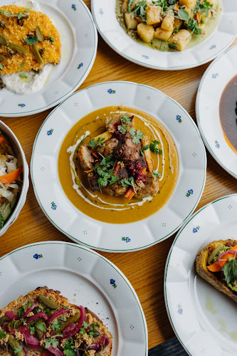 Opinii despre Moment Bistro în Praha - Gastronomie a pohostinství