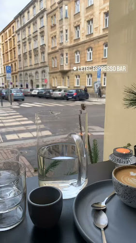 Letec espresso bar