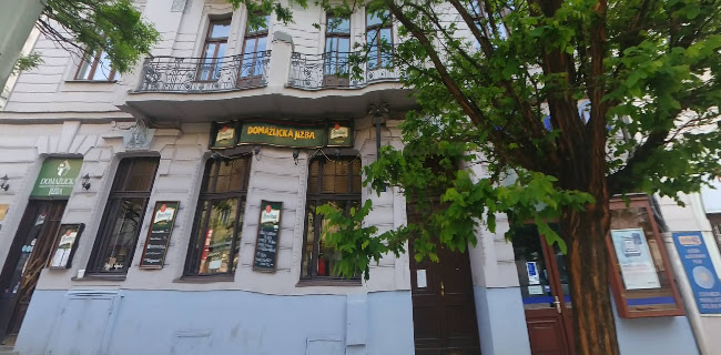 Strossmayerovo nám. 2, 170 00 Praha 7-Holešovice