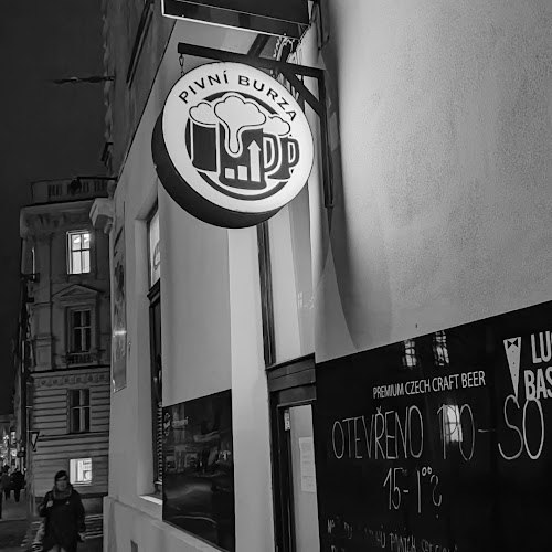 Opinii despre Pivní burza Veveří în Brno - Gastronomie a pohostinství
