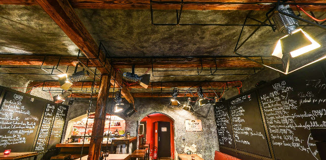 ZTRACENÝ BAR - Gastronomie a pohostinství
