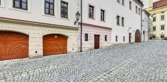 Opinii despre ZTRACENÝ BAR în Kroměříž - Gastronomie a pohostinství