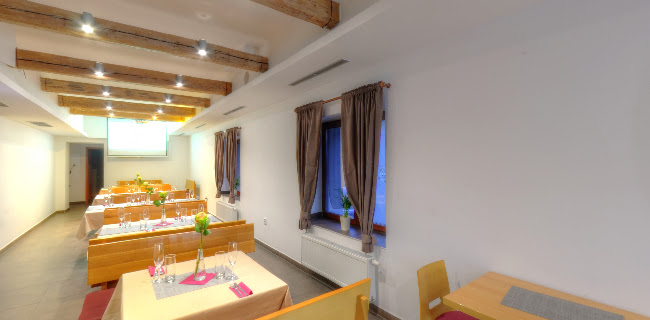 Hotel a restaurace Hradby
