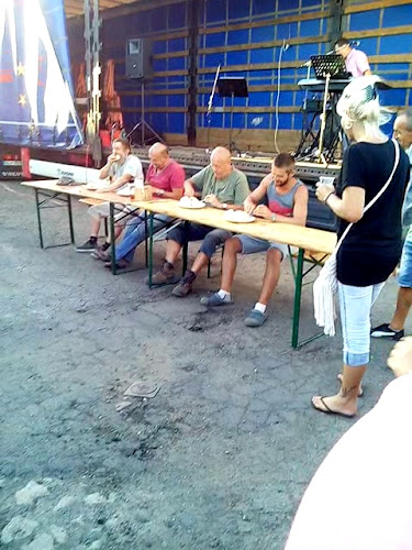 Pohostinství Křižovatka Lovečkovice - Lovečkovice