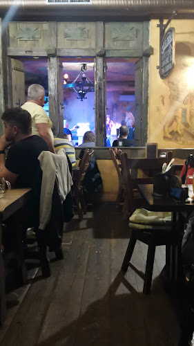 St. Patrick Original Irish Pub - Gastronomie a pohostinství