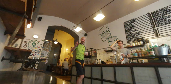 Opinii despre Republica Coffee Martinská în Staré Město - Gastronomie a pohostinství