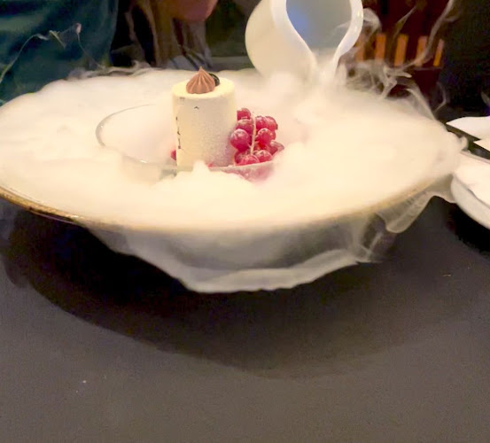 Opinii despre The Farmers' Market Bar & Grill în Praha - Gastronomie a pohostinství