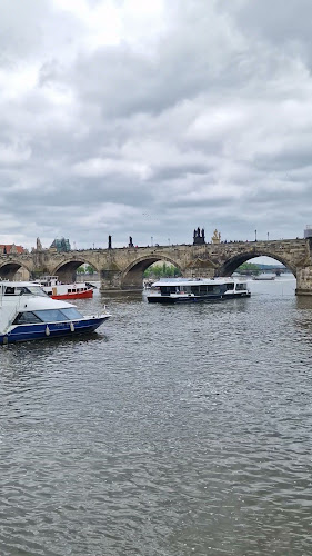 Comentarii opinii despre Malostranská pivnice