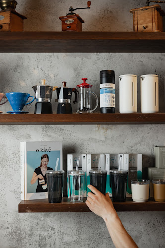 Opinii despre Kafe NA ZASTÁVCE în Praha - Gastronomie a pohostinství