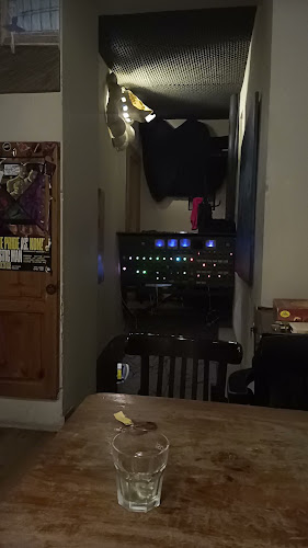 Comentarii opinii despre Klub Centrála