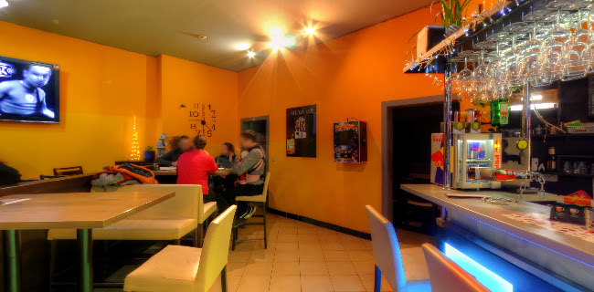 Comentarii opinii despre Triple Bar