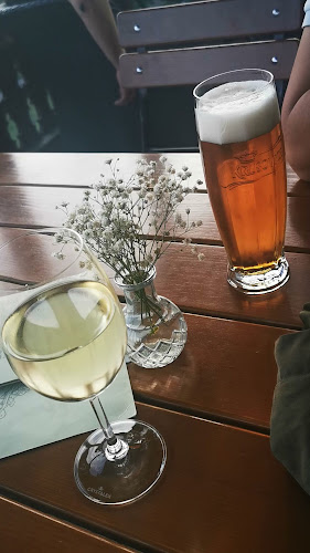 Opinii despre Viniční altán în Praha - Gastronomie a pohostinství