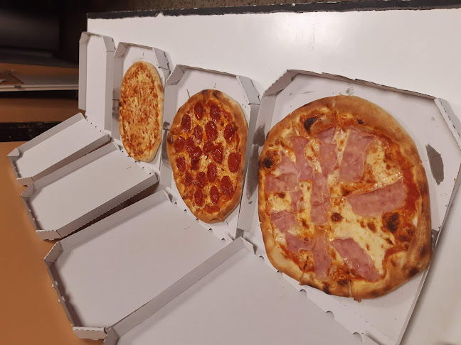 Comentarii opinii despre PIZZA SKM