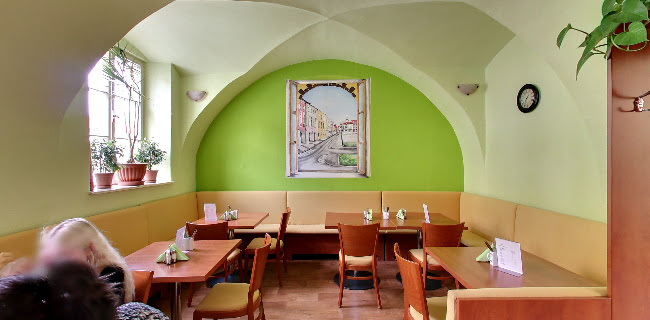 Velké nám. 40/25, 767 01 Kroměříž 1