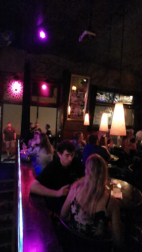 Opinii despre Déjávu music bar Prague în Staré Město - Gastronomie a pohostinství