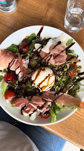 Garage Osteria, Částkova 56, 326 00 Plzeň 2-Slovany