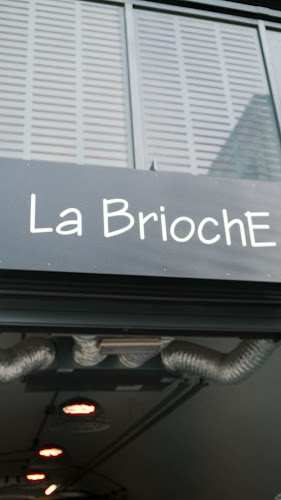 Opinii despre French Bakery La Brioche în Praha - Gastronomie a pohostinství