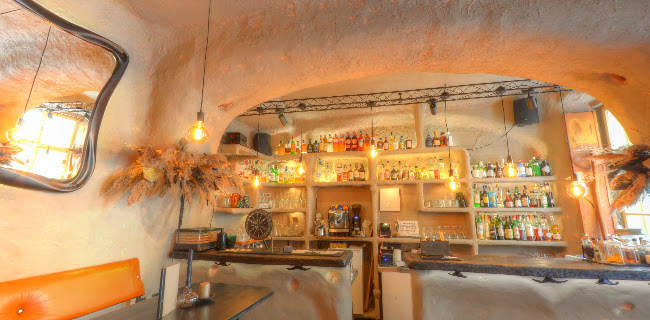 Opinii despre Orange bar în Staré Město - Gastronomie a pohostinství