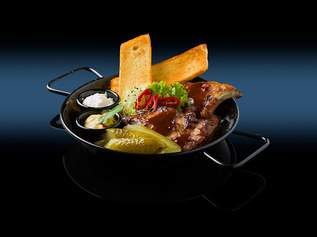 PAN83 Bar & Restaurant