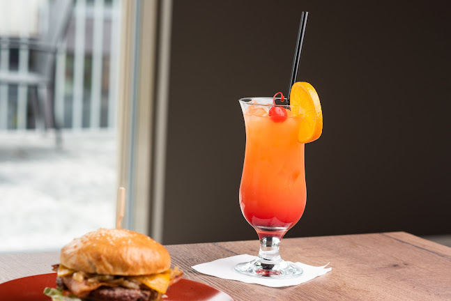 Opinii despre Bar Terasy în Jičín - Gastronomie a pohostinství