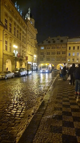 Malostranské nám. 35, 118 00 Malá Strana