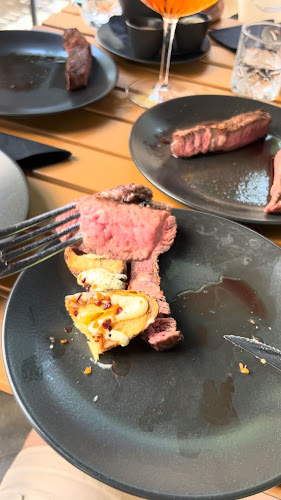 Opinii despre Da Pietro Grill - Burger & Steak în Plzeň 3 - Gastronomie a pohostinství