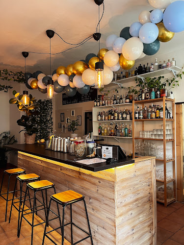 Comentarii opinii despre Yalla bar